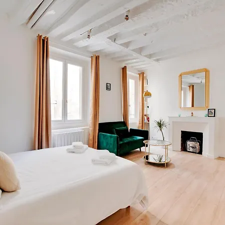 Saint Placide Cannette * باريس