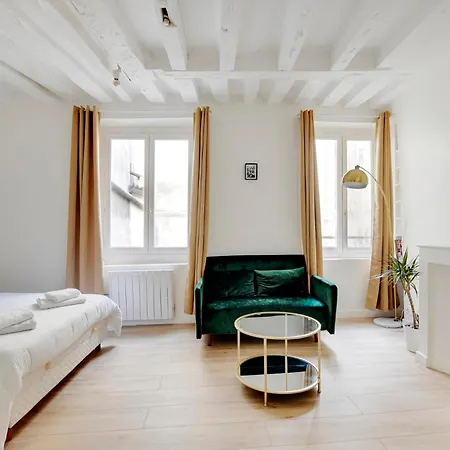 Saint Placide Cannette باريس